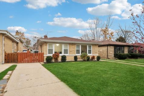 3836 West Estes Avenue Lincolnwood IL 60712