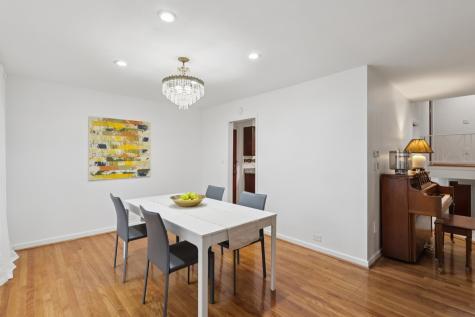 3836 West Estes Avenue Lincolnwood IL 60712