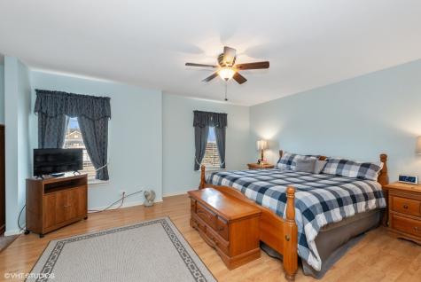 11061 Bayou Court Huntley IL 60142