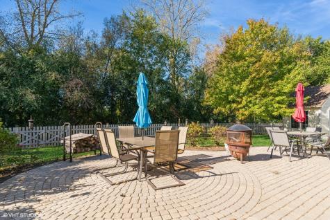 11061 Bayou Court Huntley IL 60142
