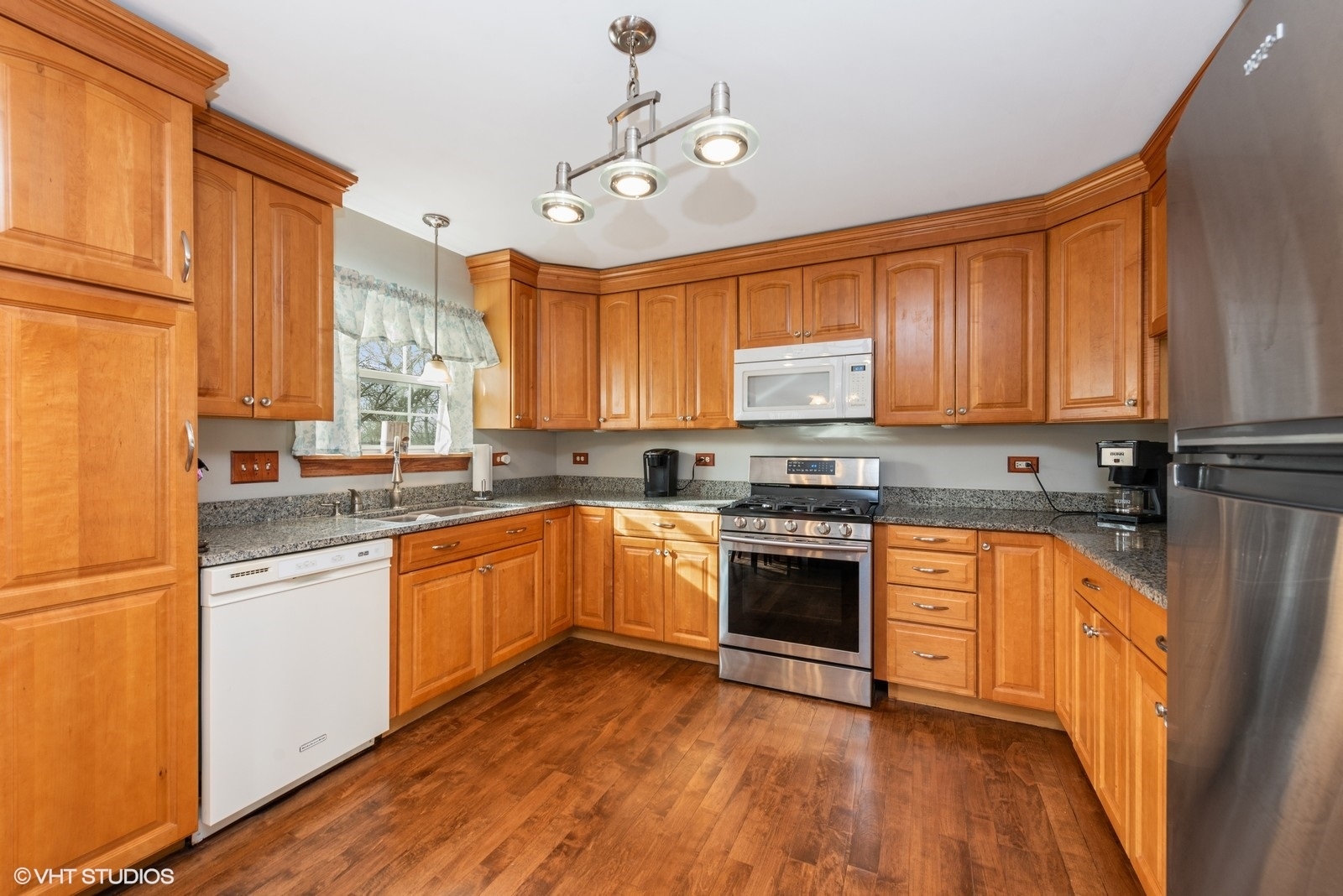11061 Bayou Court Huntley IL 60142