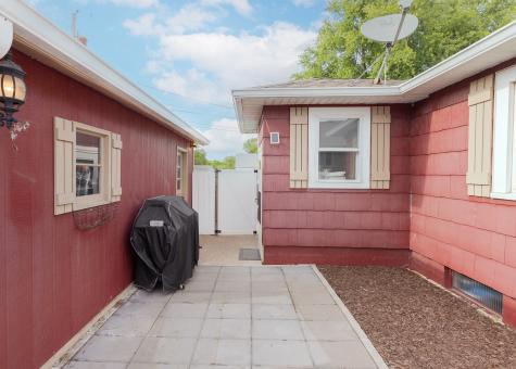 1301 53RD Street Moline IL 61265