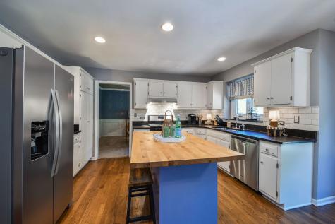 496 Waubonsee Circle Oswego IL 60543