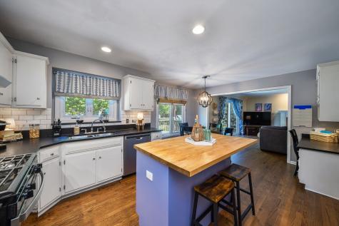 496 Waubonsee Circle Oswego IL 60543
