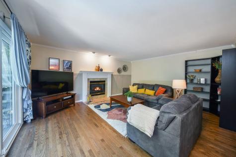 496 Waubonsee Circle Oswego IL 60543