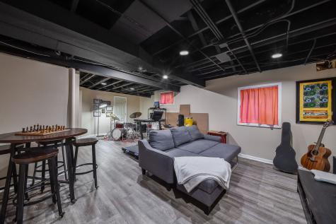 496 Waubonsee Circle Oswego IL 60543