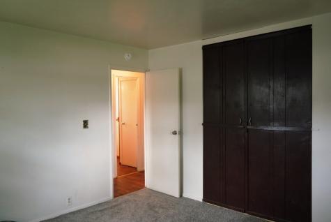 256 West Fleming Street Watseka IL 60970