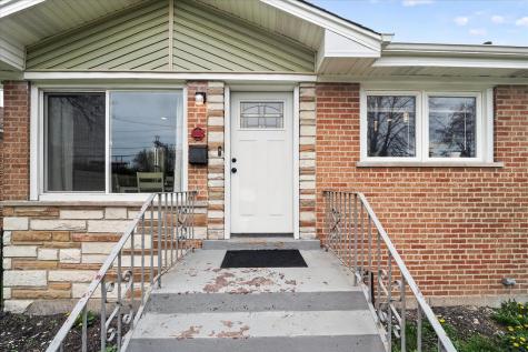 11038 South Eberhart Avenue Chicago IL 60628