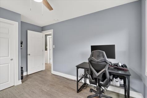 11038 South Eberhart Avenue Chicago IL 60628