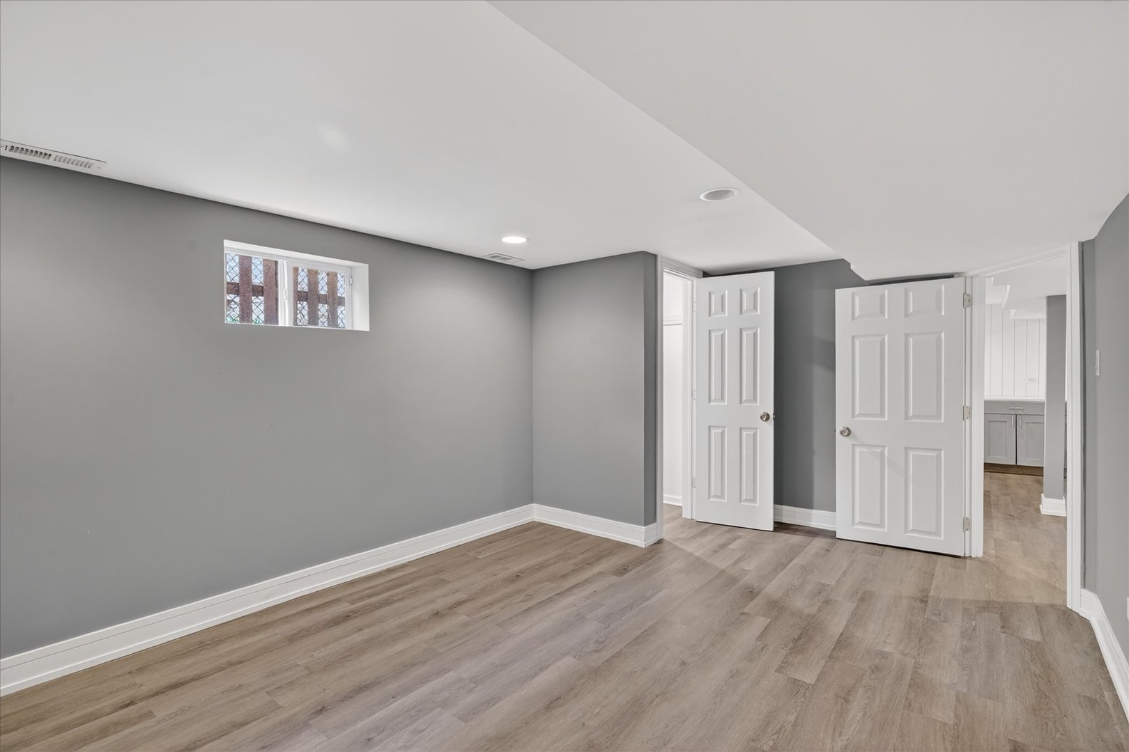 11038 South Eberhart Avenue Chicago IL 60628
