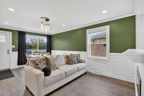 11038 South Eberhart Avenue Chicago IL 60628