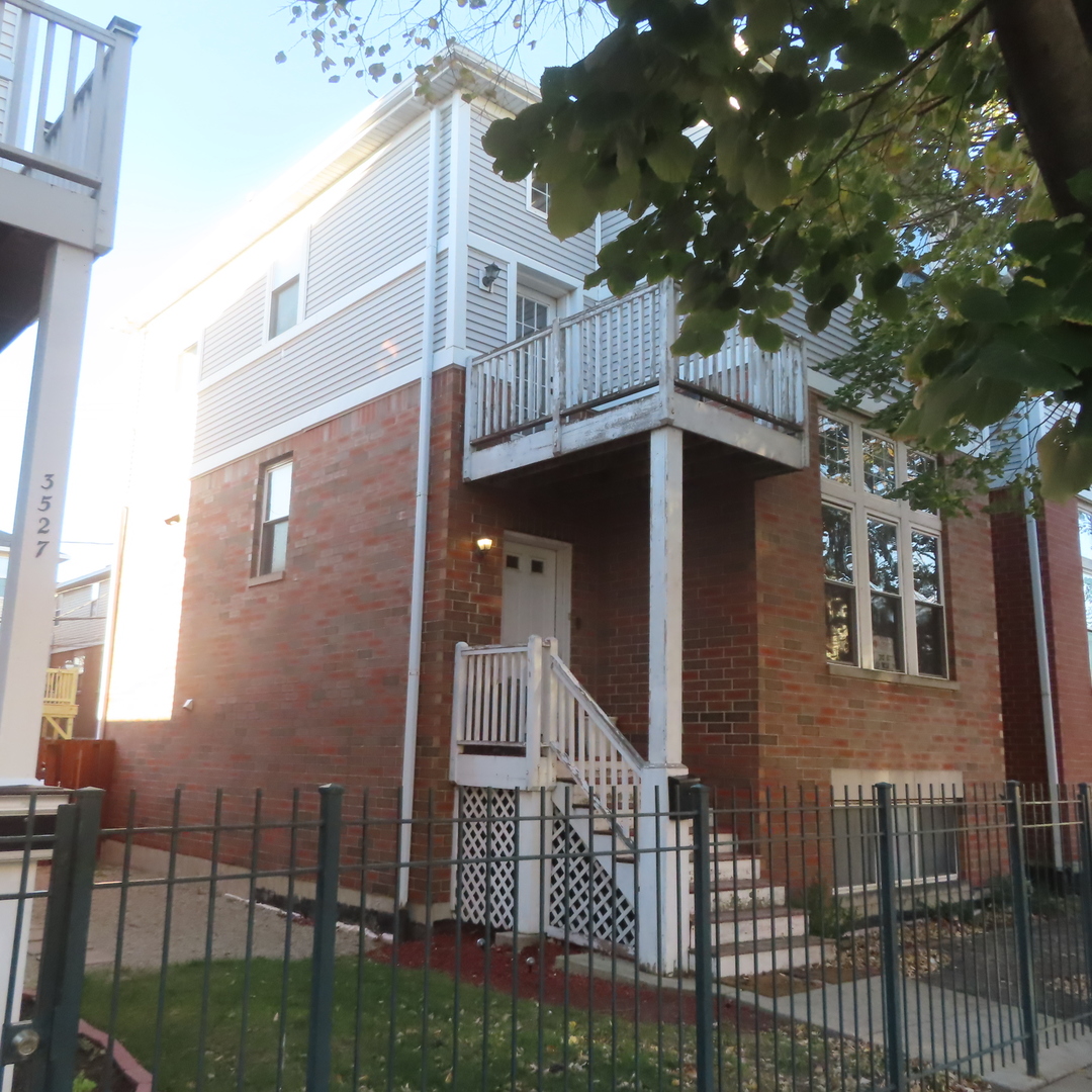3529 West Polk Street Chicago IL 60624