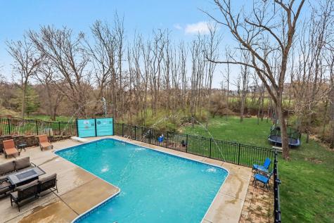 21433 South Wooded Cove Drive Elwood IL 60421