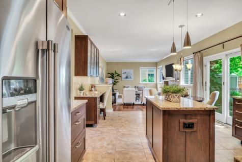 1211 Laurel Lane Gurnee IL 60031