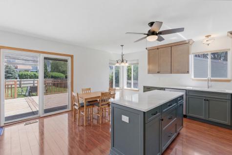 425 Hobart Drive South Elgin IL 60177