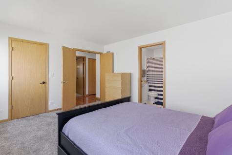 425 Hobart Drive South Elgin IL 60177