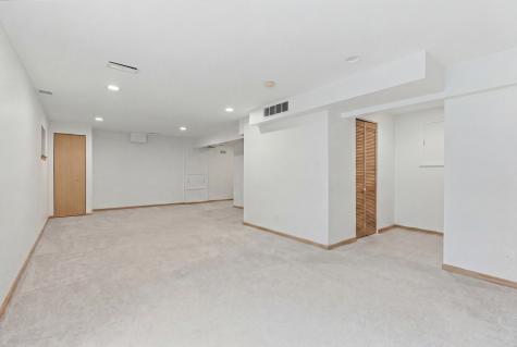 425 Hobart Drive South Elgin IL 60177