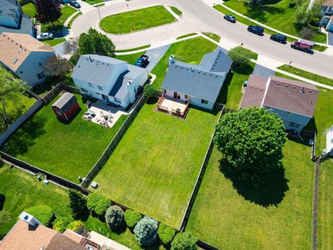 425 Hobart Drive South Elgin IL 60177
