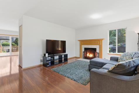425 Hobart Drive South Elgin IL 60177