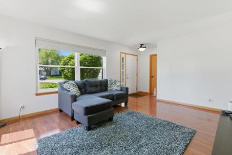 425 Hobart Drive South Elgin IL 60177