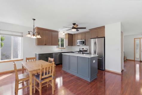 425 Hobart Drive South Elgin IL 60177