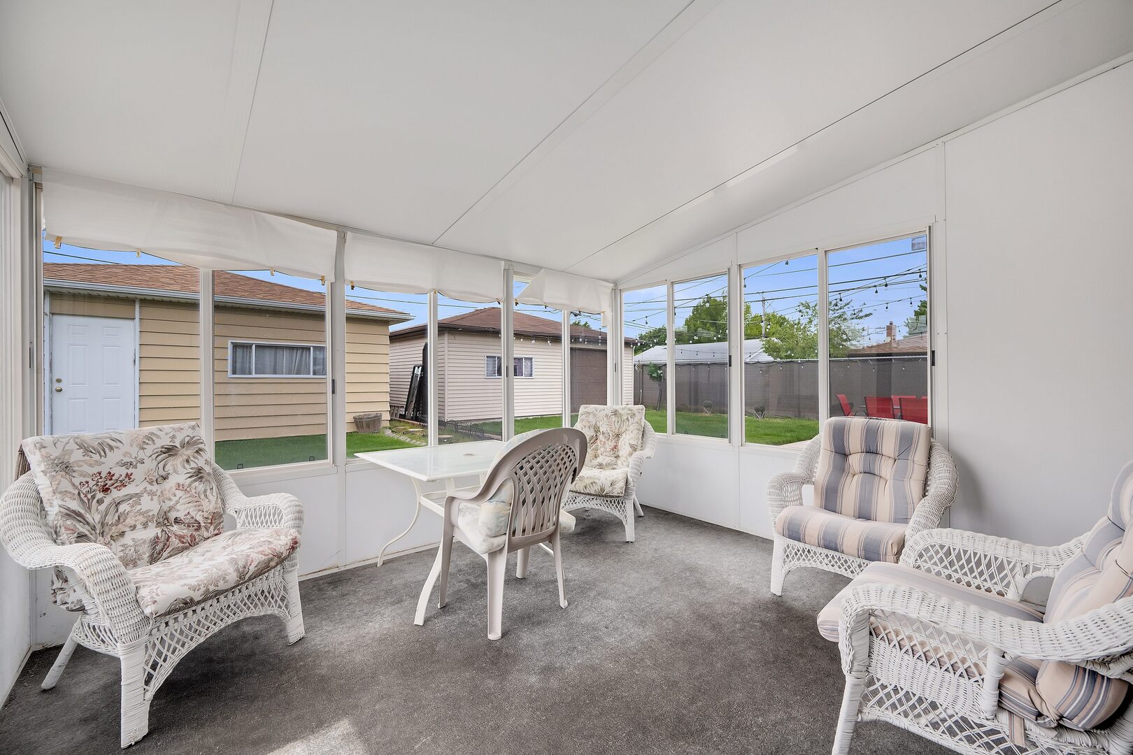 5918 South Mason Avenue Chicago IL 60638