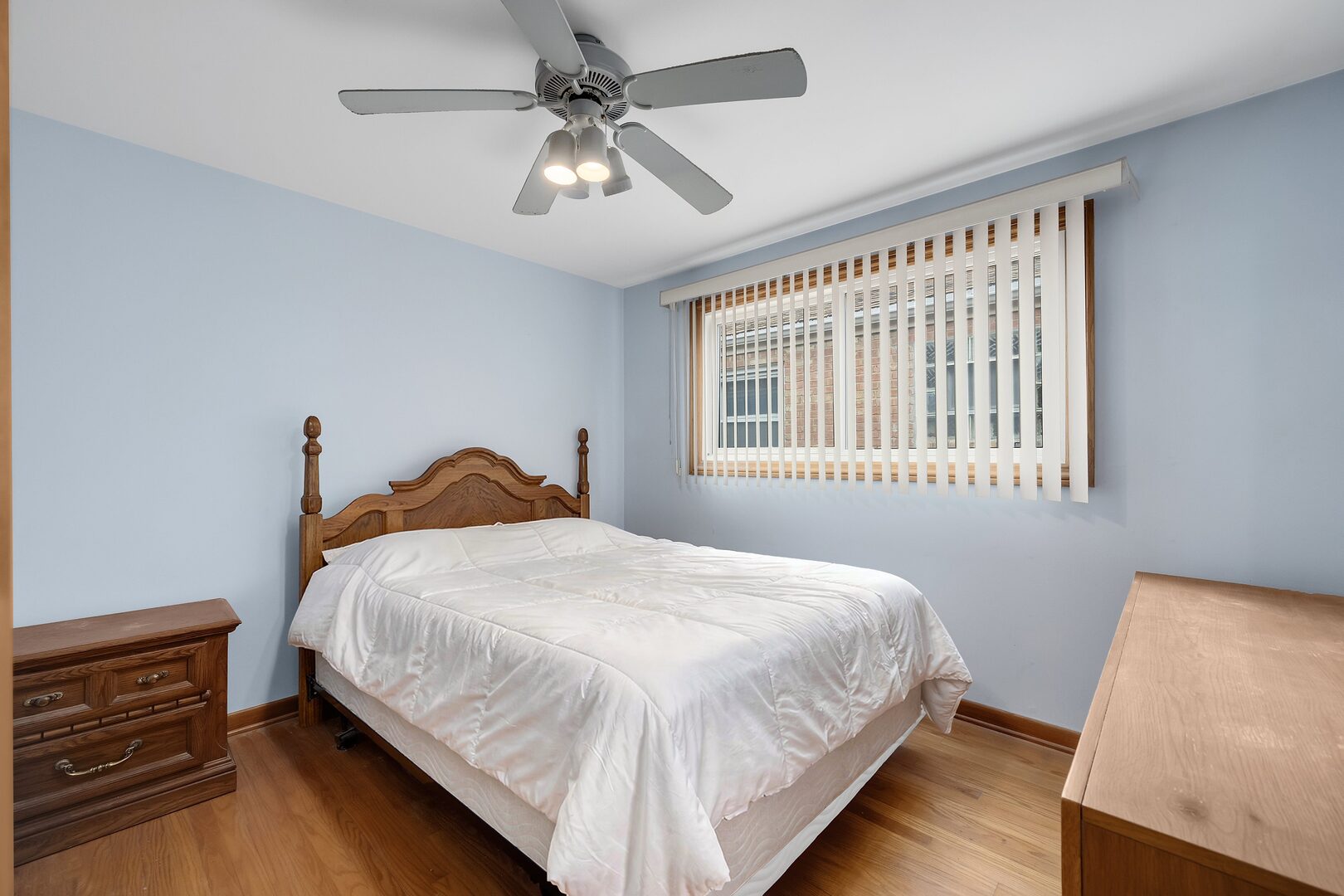 5918 South Mason Avenue Chicago IL 60638