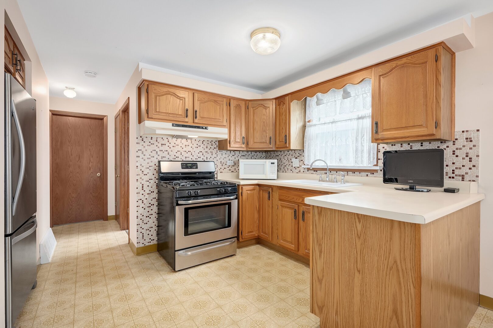 5918 South Mason Avenue Chicago IL 60638