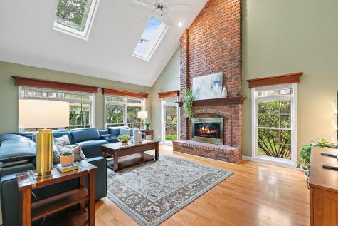 2212 Glouceston Lane Naperville IL 60564