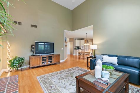 2212 Glouceston Lane Naperville IL 60564