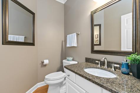 2212 Glouceston Lane Naperville IL 60564