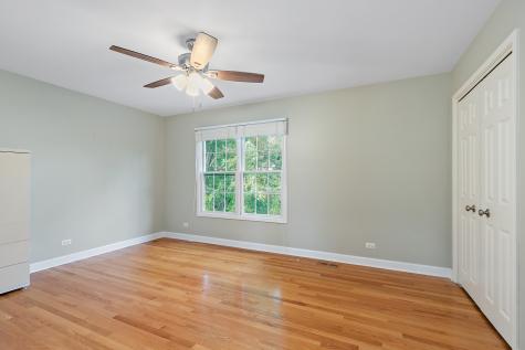 2212 Glouceston Lane Naperville IL 60564