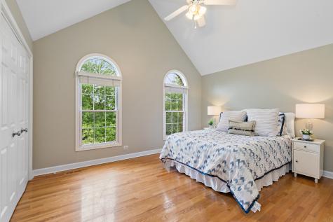 2212 Glouceston Lane Naperville IL 60564