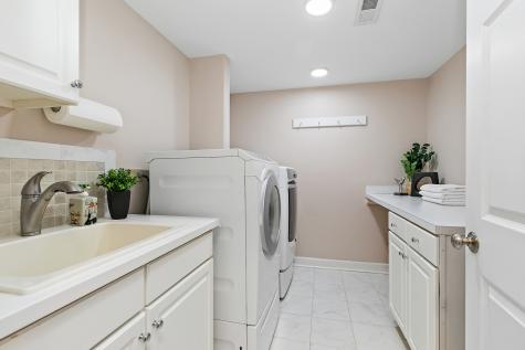 2212 Glouceston Lane Naperville IL 60564