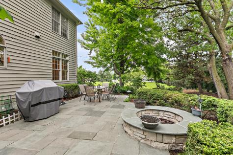 2212 Glouceston Lane Naperville IL 60564