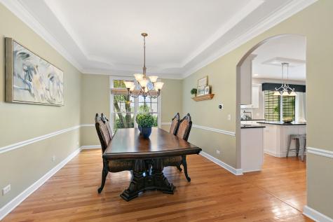 2212 Glouceston Lane Naperville IL 60564