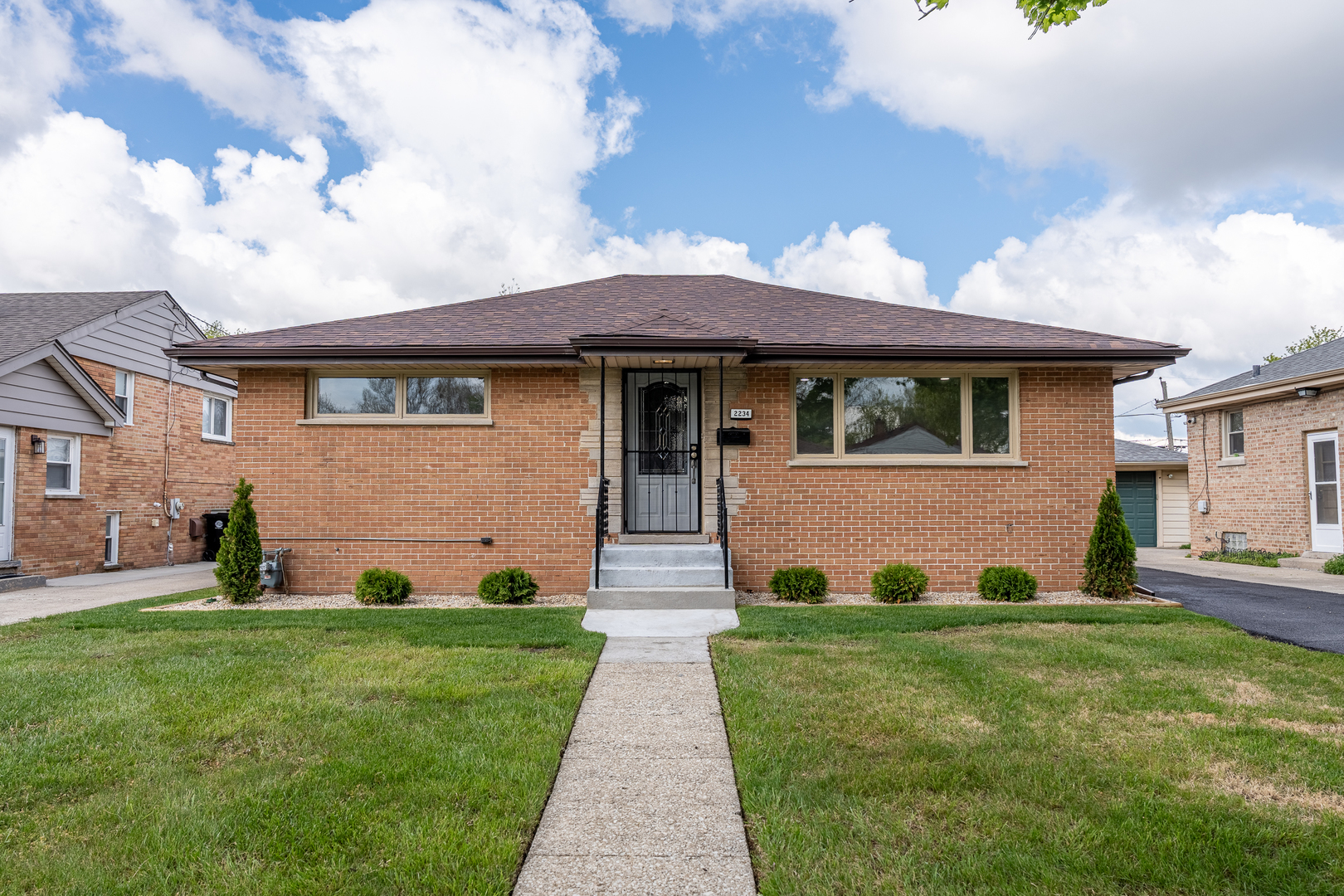 2234 South 18th Avenue Broadview IL 60155