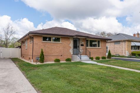 2234 South 18th Avenue Broadview IL 60155