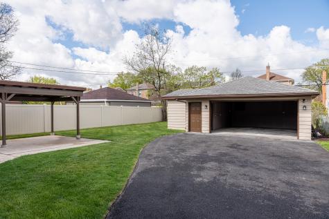 2234 South 18th Avenue Broadview IL 60155