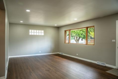 2234 South 18th Avenue Broadview IL 60155
