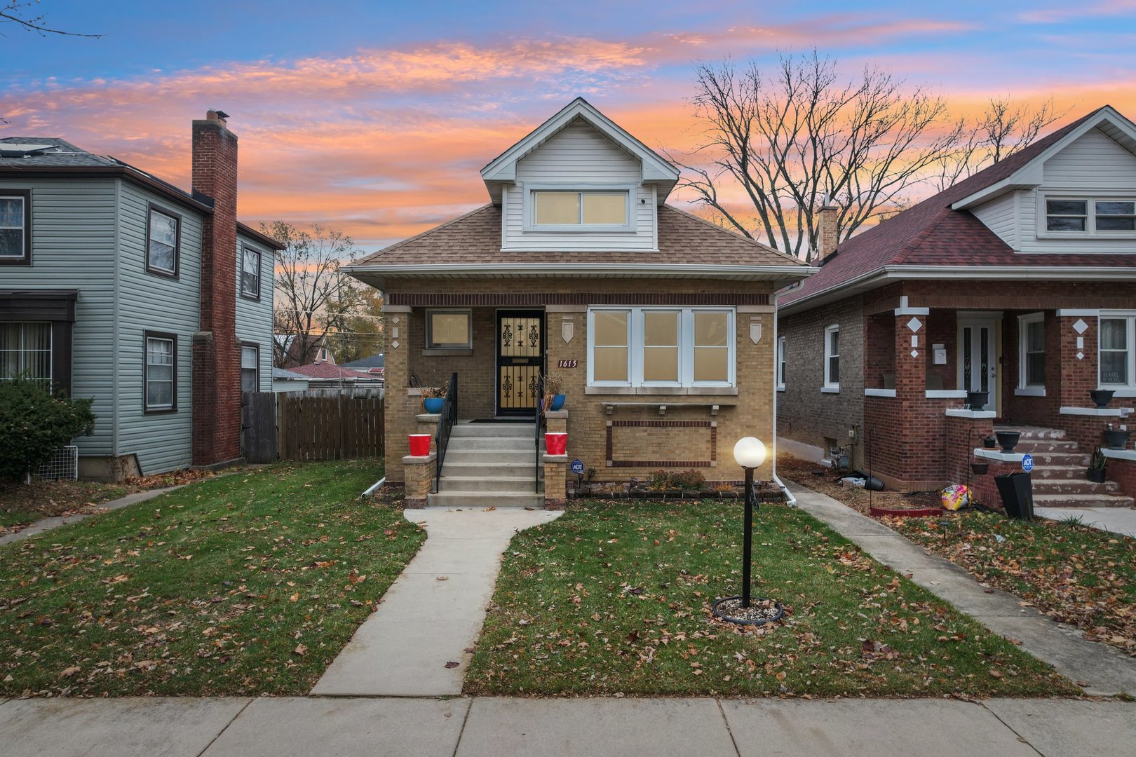 1615 South 20th Avenue Maywood IL 60153