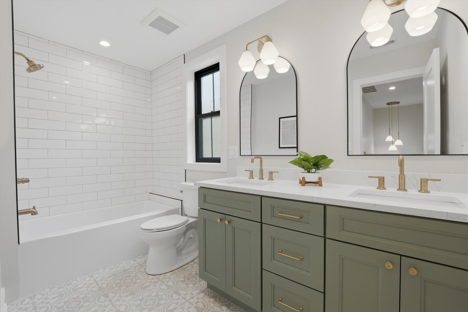 3323 West Belden Avenue Chicago IL 60647