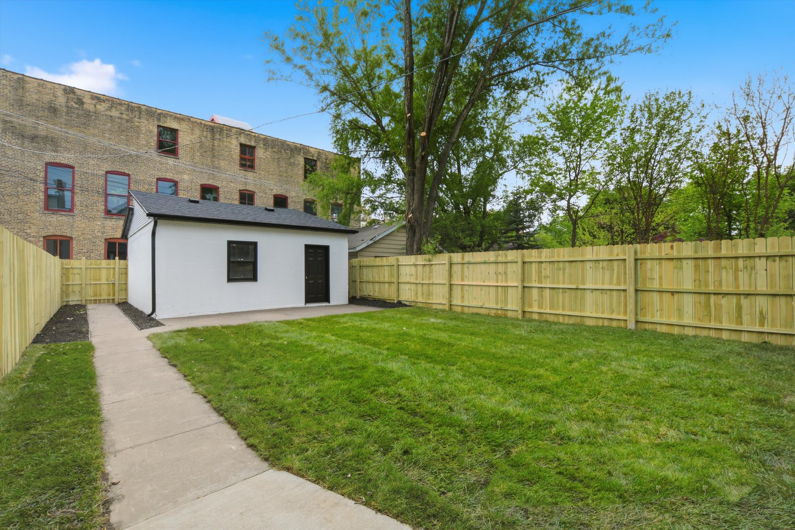 3323 West Belden Avenue Chicago IL 60647