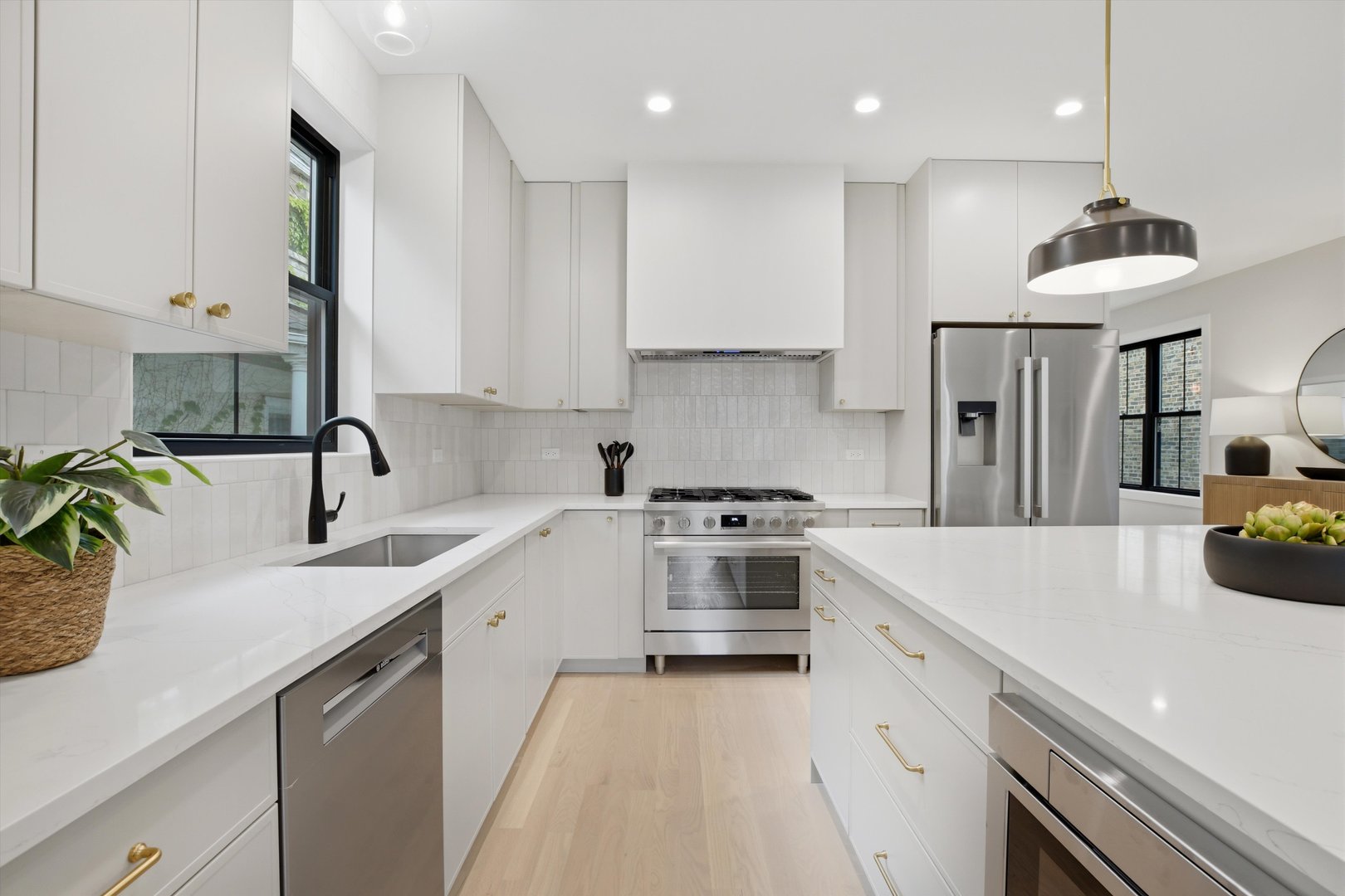 3323 West Belden Avenue Chicago IL 60647