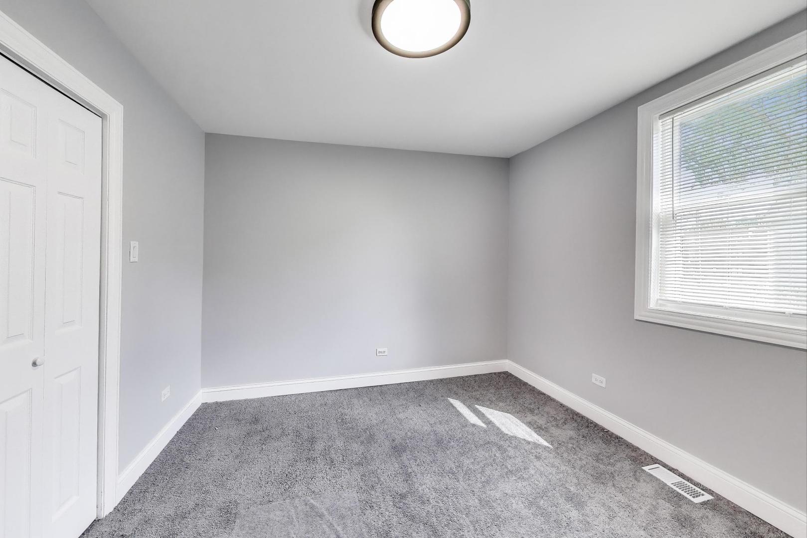 5828 West Iowa Street Chicago IL 60651