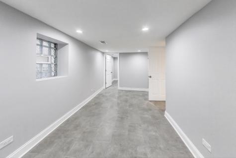 5828 West Iowa Street Chicago IL 60651
