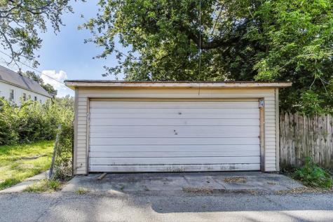 5828 West Iowa Street Chicago IL 60651