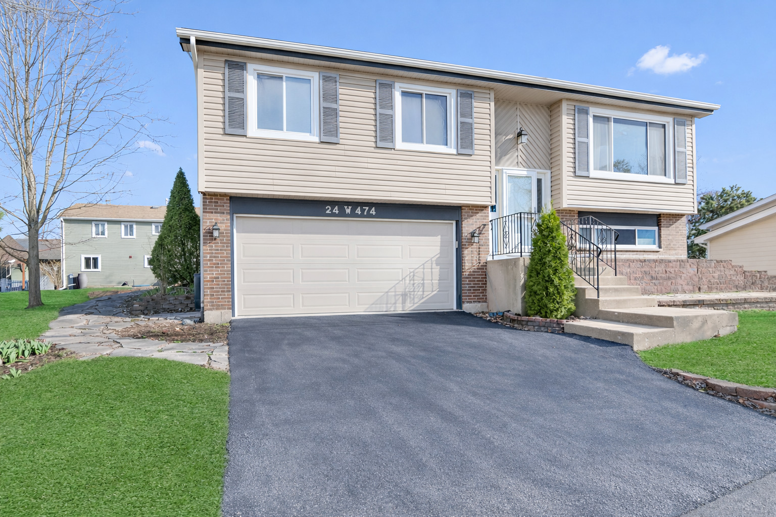 24W474 Surf Court Naperville IL 60540