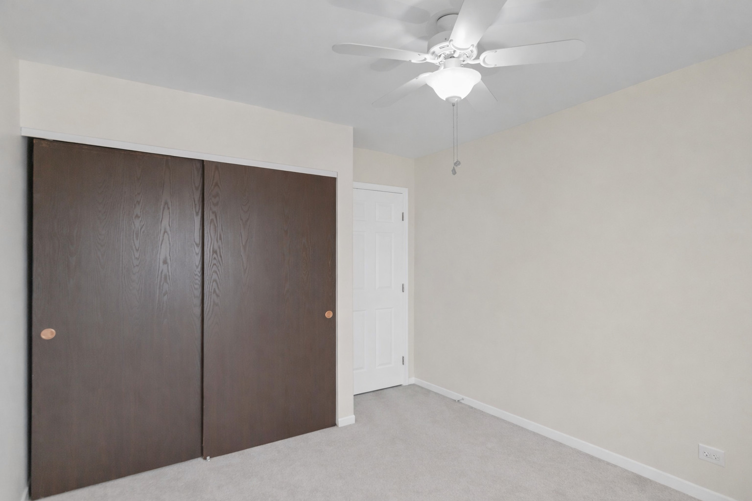 24W474 Surf Court Naperville IL 60540