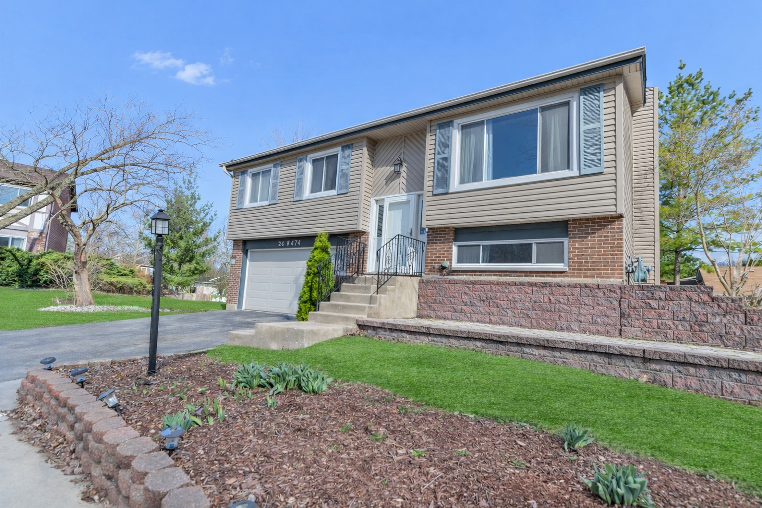 24W474 Surf Court Naperville IL 60540
